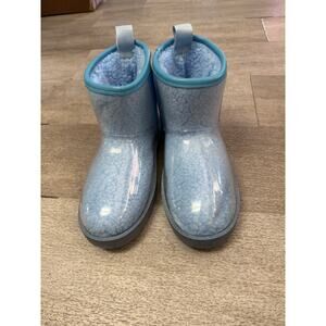 Cape Robbin Faux Fur Lined Rain Boots. New in box.